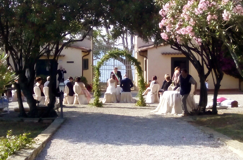 Cerimonia nunziale di Pina e Giampiero nella Tenuta La Chiusa