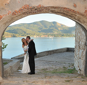 Sofia and Filippo get married in the island of Elba